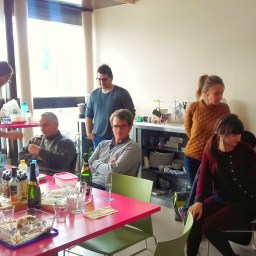 Bees & microtechnologies, expérience d&rsquo;une résidence en entreprise par Constance Meffre